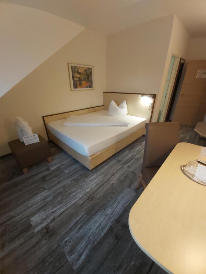 Hotel Montana Limburg Лимбург-ан-дер-Лан Экстерьер фото